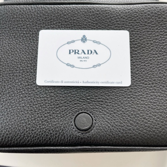 Prada bag - Picture 5 of 7
